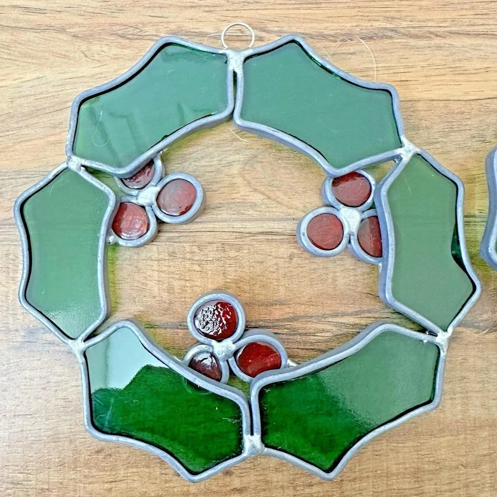 Vintage Stained Glass Holly Wreath Suncatcher Christmas Window Hanging 6.5